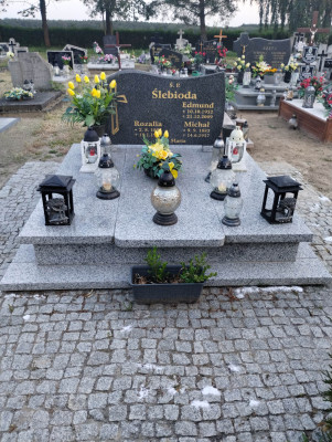 Zdjęcie nagrobka