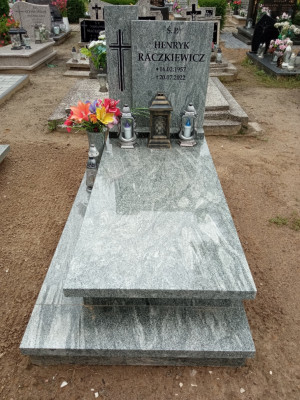 Zdjęcie nagrobka